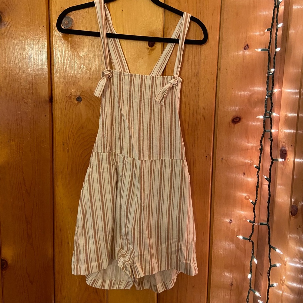 Soft Yellow & Cream Overall Shorts 🍂